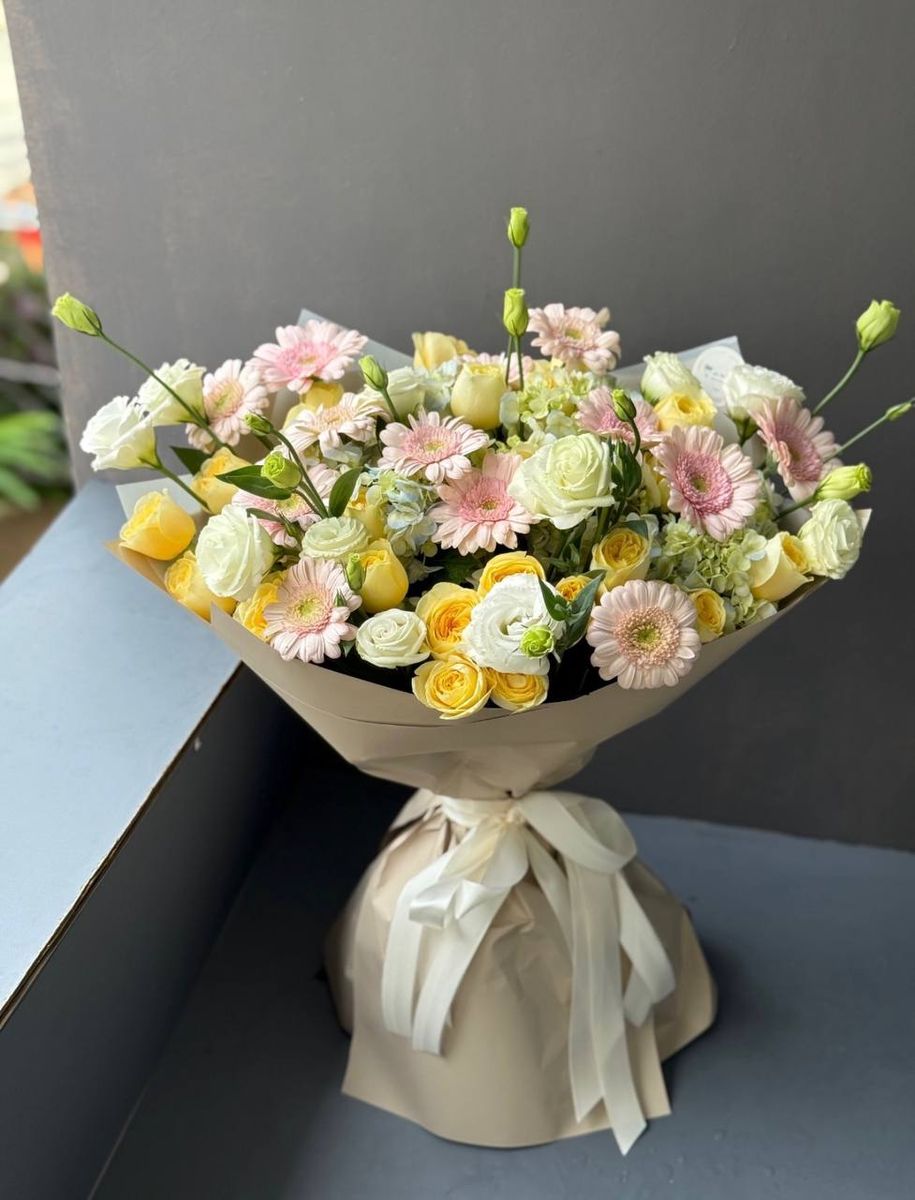 Sunny Caprice — order with delivery in Da Nang. Price $99