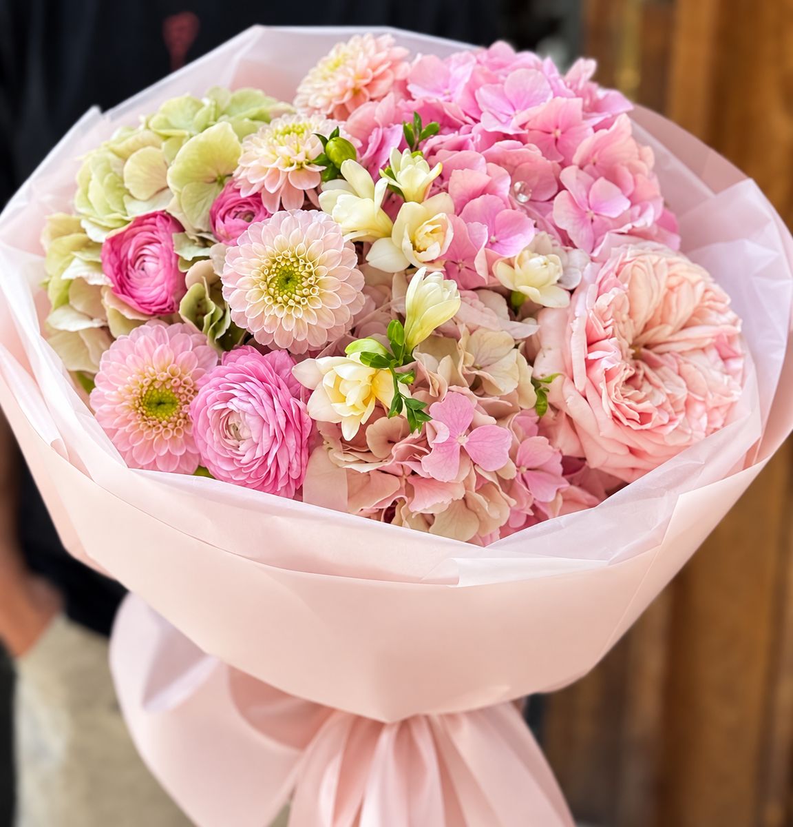 Josefov Pastel — order with delivery in Prague. Price €198