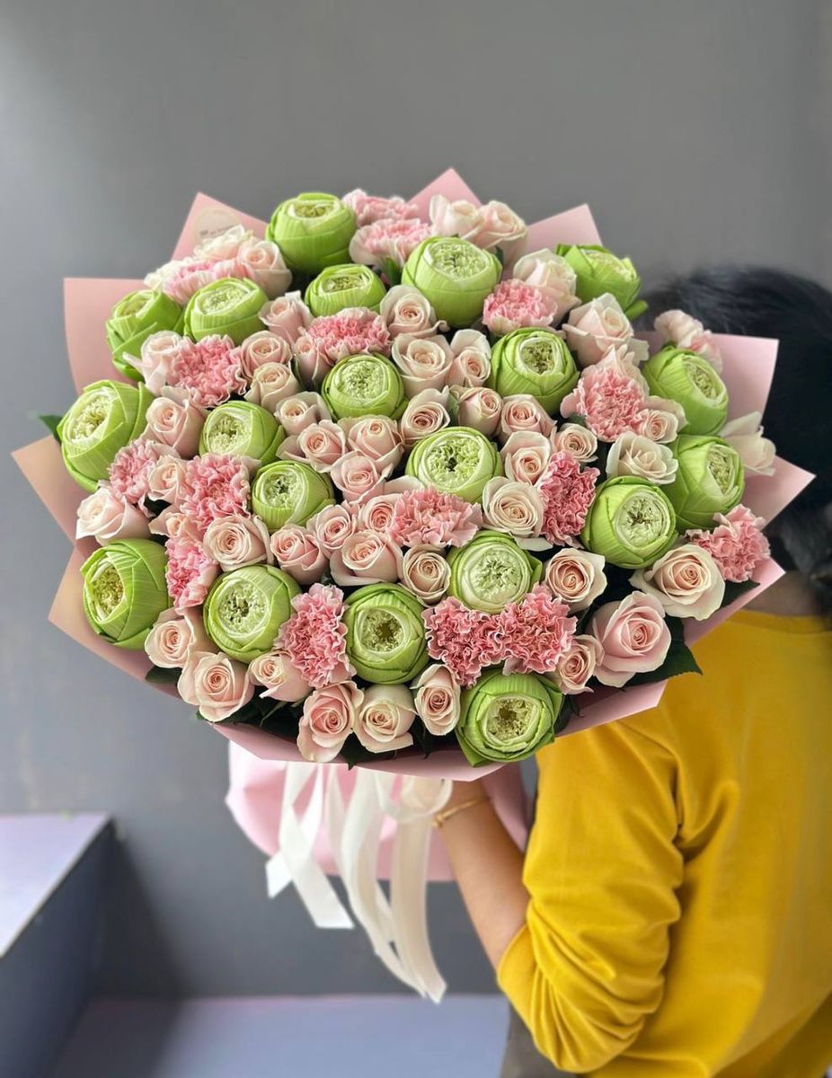 Розовая Галле Фейс — купить с доставкой в Коломбо. Цена $185