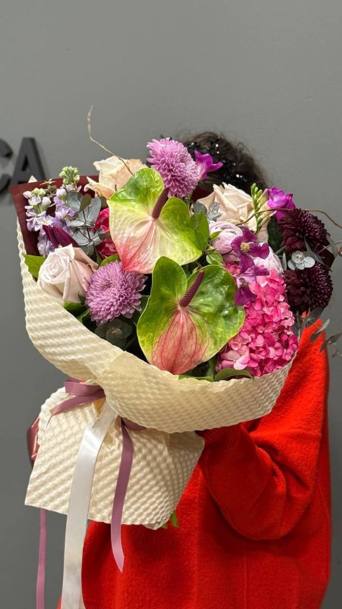 Exotic Breeze — order with delivery in Barcelona. Price €128