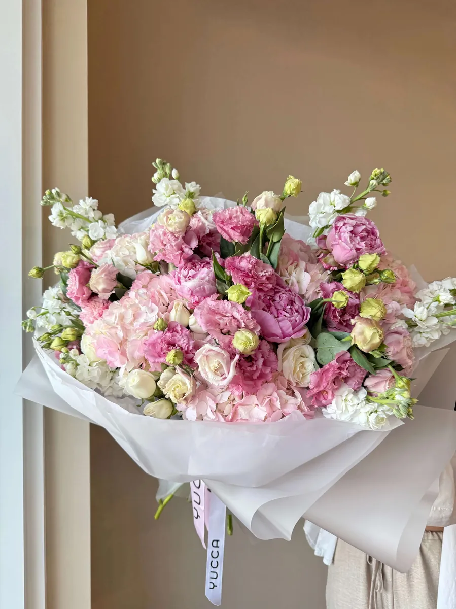 Capri Waltz — order with delivery in Sorrento. Price €423