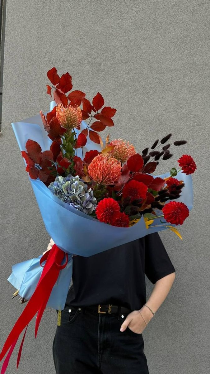 Fiery Symphony — order with delivery in Barcelona. Price €202