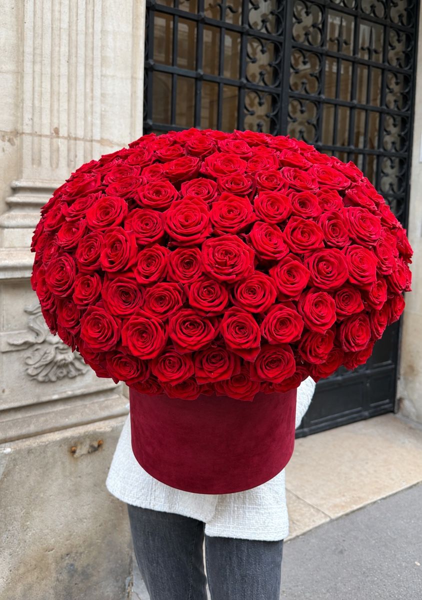 201 Douro Roses — order with delivery in Porto. Price €2400