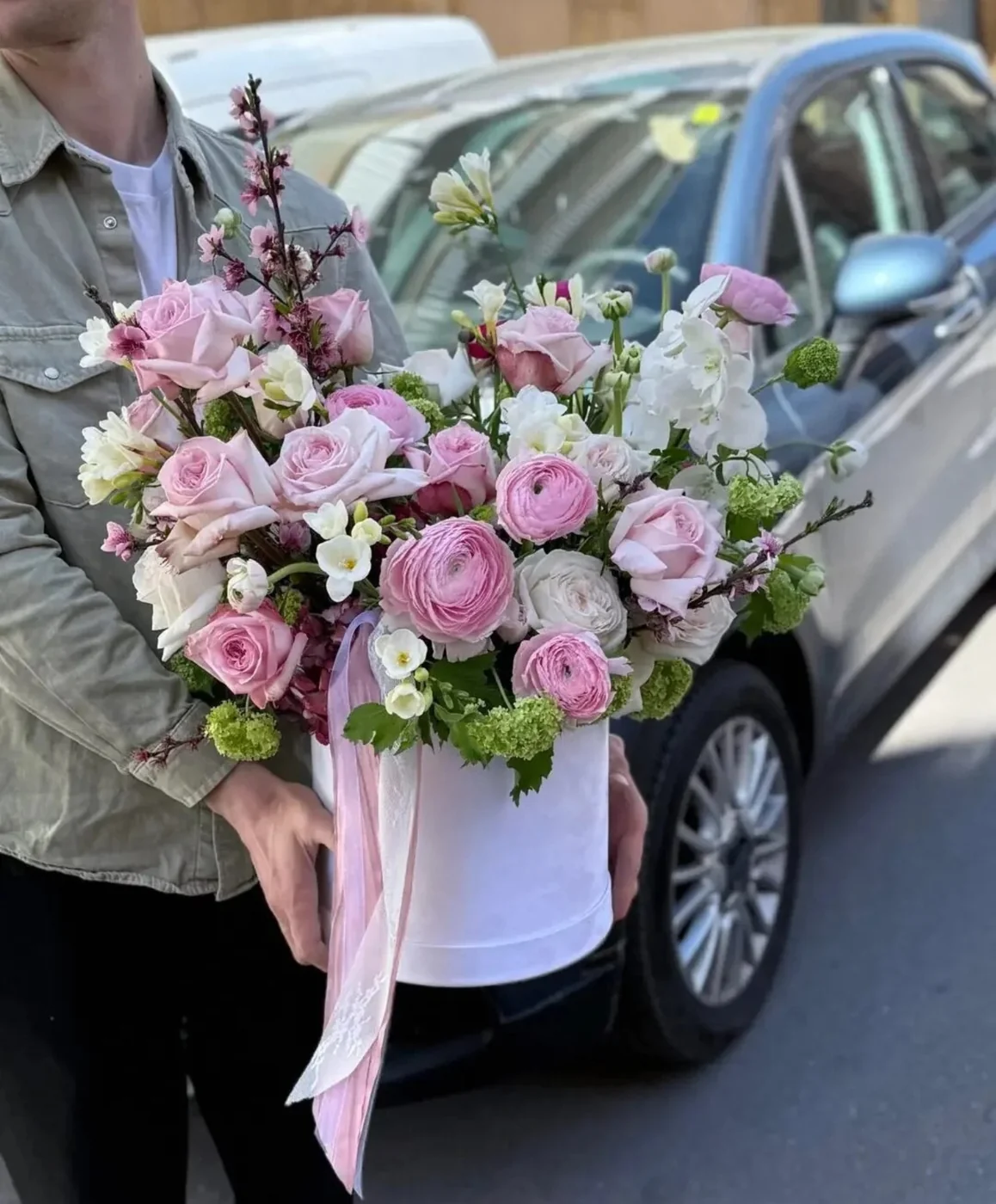 Flower Delivery in Mallorca — Fresh Bouquets from €126 Across the Island