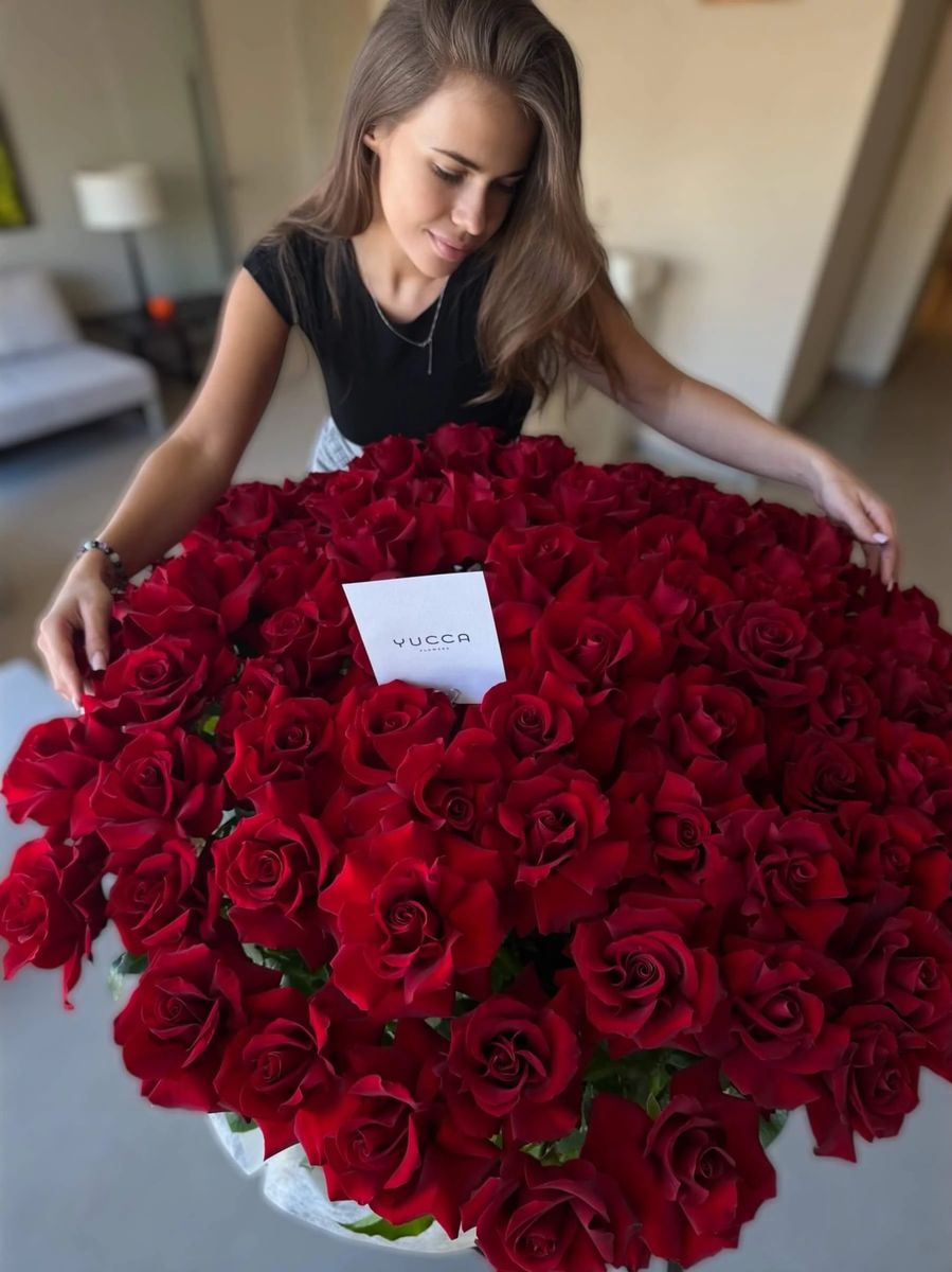 Amstel Red Basket — order with delivery in Amsterdam. Price €1798